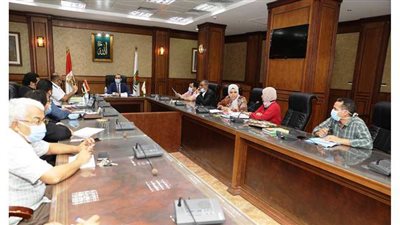 نائب محافظ سوهاج يترأس الاجتماع الحادي عشر للجنة مراجعة تراخيص أعمال البناء