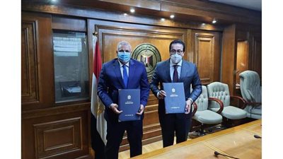 وزير التعليم العالي:  تخصيص  1000 فدان بحق الانتفاع لكل جامعة مصرية