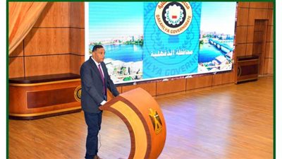 محافظ الدقهلية: الإزالة والإحالة للنيابة العسكرية عقوبة مخالفات البناء