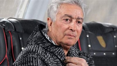 حلمي طولان يكشف سبب ارتداء  القميص الأحمر  في مباراة الزمالك وإنبي