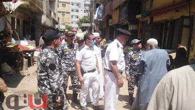 حملة مكبرة للتصدي للباعة الجائلين وإزاتة إشغالات سوق 