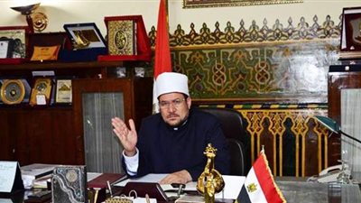 اليوم.. وزير الأوقاف يعرض خطة الوزارة على المراسلين الأجانب