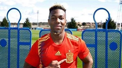 فيروس كورونا يبعد  أداما تراوري عن صفوف منتخب أسبانيا