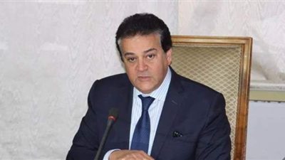 5 ملفات هامة.. وزير التعليم العالى يستعرض أمام السيسي خطط العام الدراسي الجديد