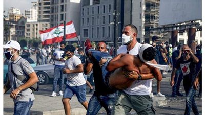 مظاهرة في وسط بيروت تطالب بمحاسبة الطبقة السياسية | فيديو