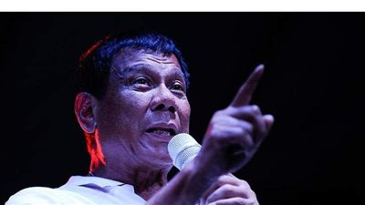 رئيس الفلبين يأمر رجال الجمارك بقتل مهربي المخدرات