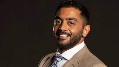 أحمد فلوكس يعود لزوجته الأولى أم ابنه الوحيد