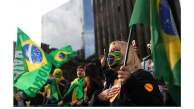 البرازيل تسجل أكثر من 42 ألف إصابة و 1215 حالة وفاة جديدة بكورونا خلال 42 ساعة