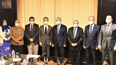 وزير الكهرباء يناقش  دخول شركات يابانية فى مجال الطاقة الشمسية