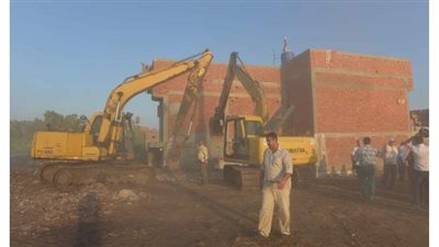 في أكبر حملة إزالات بتاريخ محافظة الدقهلية.. إخلاء 3700 أسرة وإزالة 1200 منزل وتعديات خرسانية على 45 فدانا من أراضي الدولة | فيديو وصور