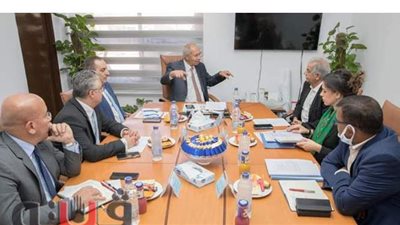 اقتصادية القناة تناقش مع موانئ دبي مشروعات العين السخنة