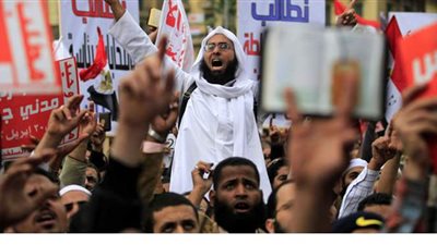 باحث: هناك اختلاف كبير بين الإسلام ومشروعات الإخوان والسلفية