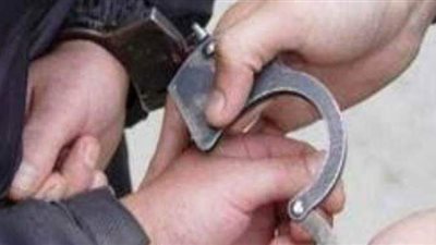 تجديد حبس شاب لاتهامه بقتل والده بعصا خشبية في مدينة بدر