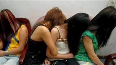 القبض علي شبكة لممارسة أعمال الدعارة بوسط العاصمة