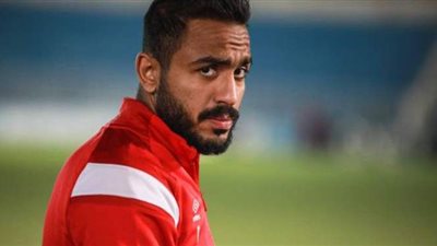 تجاوز في حق زملائه.. تعرف على سبب خناقة الشناوي وكهربا في مران الأهلي