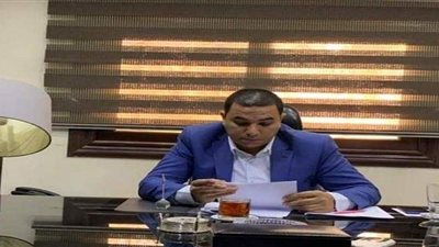 أسامة يوسف يعرض إنجازات نادي جرين هيلز  خلال لقاء وزير الرياضة