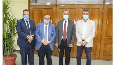 توقيع عقود تمويل ١٣ مشروعا بحثيا بجامعة المنصورة | صور