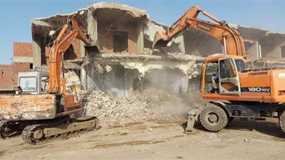 محافظ المنيا: 48 ألف طلب تصالح على مخالفات البناء بالمحافظة حتى الأن | فيديو