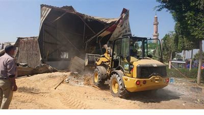 رفع ١٢٠٠ طن قمامة وصيانة ١٧٣  كشاف إنارة بـ٧ مراكز في البحيرة