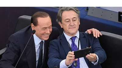 إصابة رئيس الوزراء الإيطالي الأسبق برلسكوني بفيروس كورونا