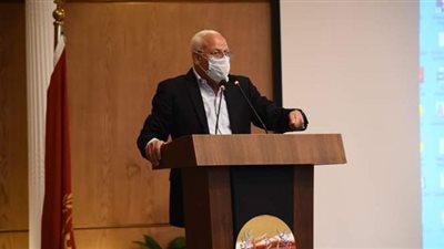 محافظ بورسعيد :  إعفاء مؤجري الشماسي من رسم الإشغال بداية من مارس حتى نهاية ٢٠٢٠