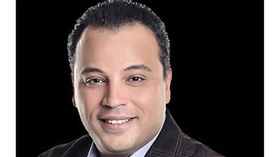 تامر عبد المنعم يفتتح الملتقى الثاني لأفلام قصر السينما