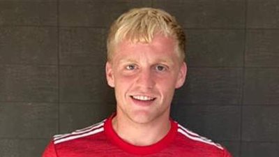 فان دي بيك يعلق على انضمامه لمانشستر يونايتد