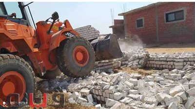 إزالة  6منازل و استرداد 53 فدانا من أراضي الدولة بالإسماعيلية| صور