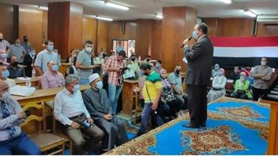 رئيس مدينة كفر الدوار  يُكرم أوائل الثانوية العامة والأزهرية