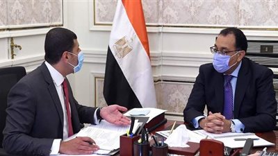 مدبولي يتابع نتائج جولة رئيس هيئة الاستثمار بالصعيد: هدفنا توفير فرص عمل لأبنائه