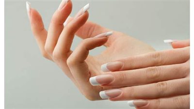 10 مواد طبيعية وغير مكلفة لتقوية أظافرك وحمايتها الكسر