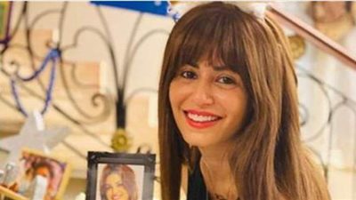 منة فضالي تنشر صورا من احتفالها بعيد ميلادها