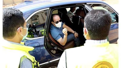 السيسي للعمال بمشروعات شرق القاهرة:  