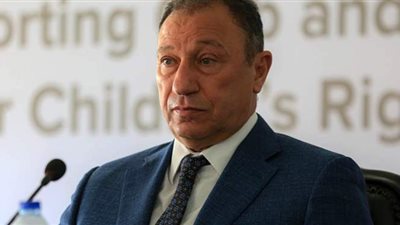 الخطيب يقدم واجب العزاء لأسرة  عماد اليماني