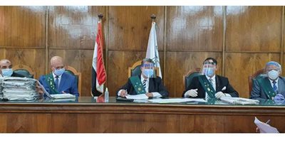 الإدارية العليا تفصل ثلاثة عاملين أضربوا عن العمل وحرضوا زملاءهم على إغلاق المكاتب البريدية