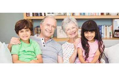 الأحفاد مصدر حنان  ومشاعر للأجداد