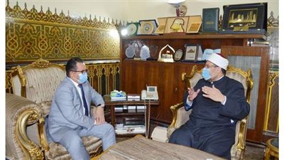 وزير الأوقاف  يستقبل سفير كازاخستان بالقاهرة