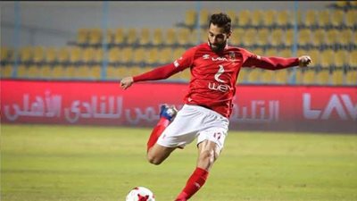 وكيل عمرو السولية: إدارة الأهلي بدأت في مفاوضات تمديد عقد اللاعب