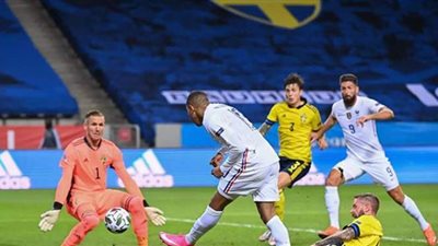 بأقدام مبابي المنقذ.. ملخص مباراة فوز فرنسا على السويد بدوري الأمم الأوروبية | فيديو