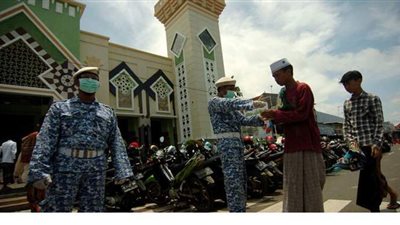 إندونيسيا تتخطى عتبة الـ8000 وفاة بكورونا والإصابات اليومية فوق الـ3000