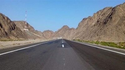 المرور يعيد فتح طريق سفاجا اتجاه سوهاج