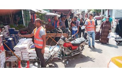 حملة توعية عن النظافة  للباعة الجائلين بالاسماعيلية