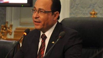 برلماني يطالب بسرعة حل أزمة العجز في المعلمين