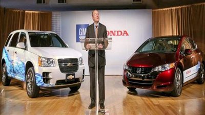 تطوير محركات بنزين سيارات من فئة السيارات متعددة الأغراض