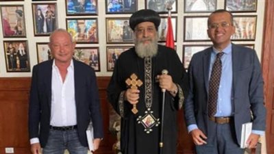 البابا تواضروس يستقبل نجيب ساويرس بالمقر البابوي