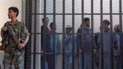 المحكمة العسكرية اليمنية تقضي  بإعدام خمسة حوثيين