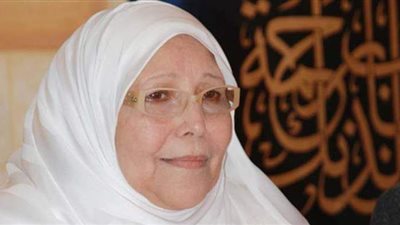 أحمد الكحلاوي يوضح حقيقة وفاة شقيقته 