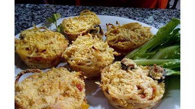 طريقة عمل كب كيك المكرونة بالجبن