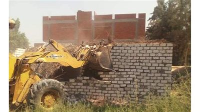 رفع ٣١٠ إشغالات و٦٢٧ طن قمامة بنطاق ٨ مراكز  في البحيرة