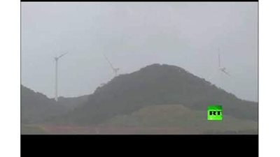 المشاهد الأولى لما خلفه الإعصار 